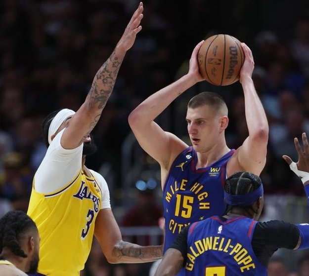火花四溅！丹佛掘金vs洛杉矶湖人：NBA西部强强对话即将上演