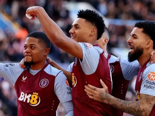 青春风暴席卷欧冠，阿森纳剑指巅峰